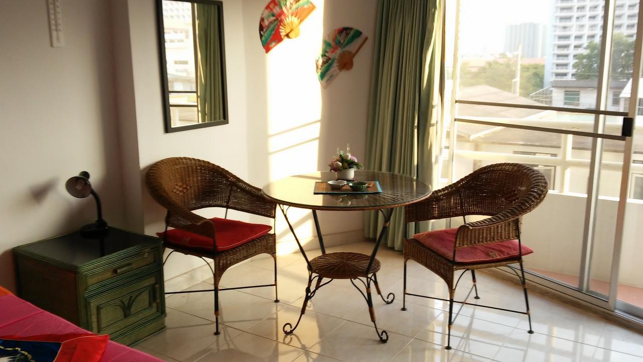 View Talay 1B Apartments Pattaya Exterior foto